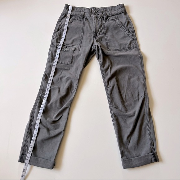 Anthropologie “The Wanderer” Pant Gray Cargo size 25 - Picture 7 of 14